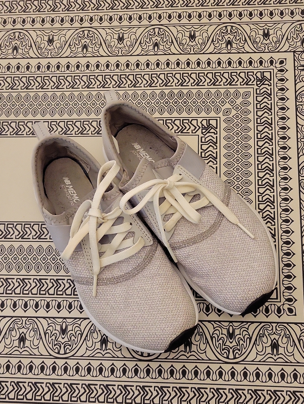 New Balance FuelCore Nergize V1 Light Gray Slip On Shoes Womens 5.5